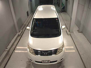 NISSAN SERENA 2010