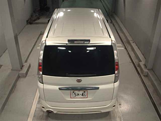 NISSAN SERENA 2010