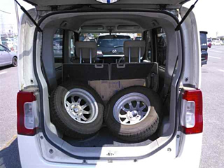 DAIHATSU TANTO 2014