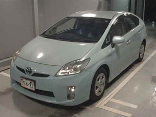 TOYOTA PRIUS 2010