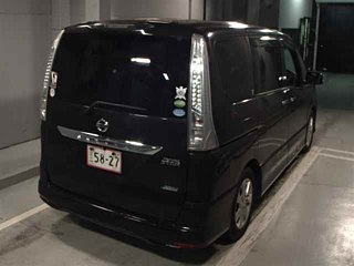 NISSAN SERENA 2013