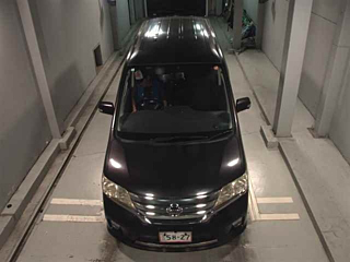 NISSAN SERENA 2013