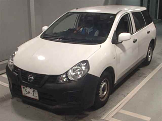 NISSAN AD 2019