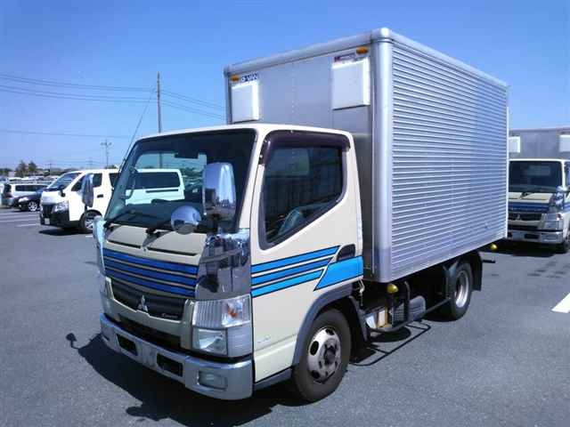 MITSUBISHI CANTER 2015