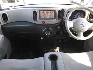 NISSAN CUBE 2010