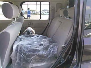 NISSAN CUBE 2010