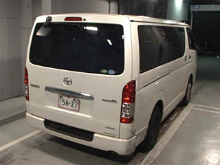 TOYOTA HIACE VAN 2017