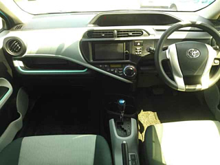 TOYOTA AQUA 2013