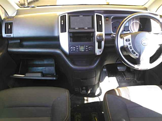 NISSAN SERENA 2008