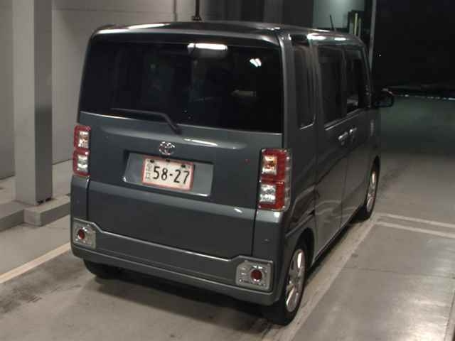 TOYOTA PIXIS MEGA 2020