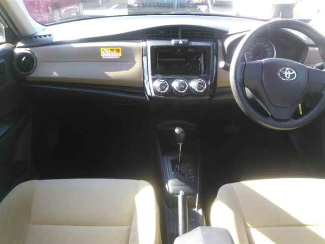 TOYOTA COROLLA AXIO 2013