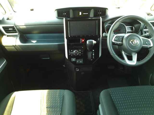 TOYOTA ROOMY 2021