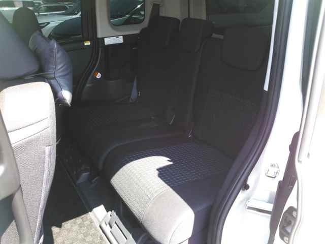 TOYOTA ROOMY 2021