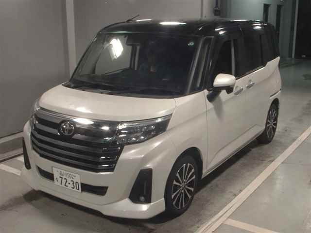 TOYOTA ROOMY 2021