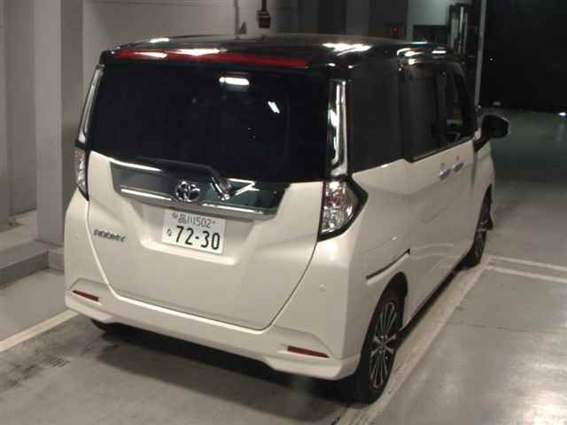 TOYOTA ROOMY 2021