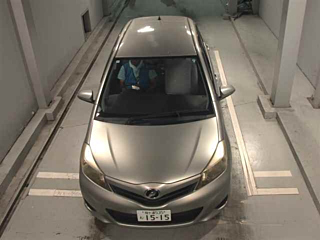 TOYOTA VITZ 2011