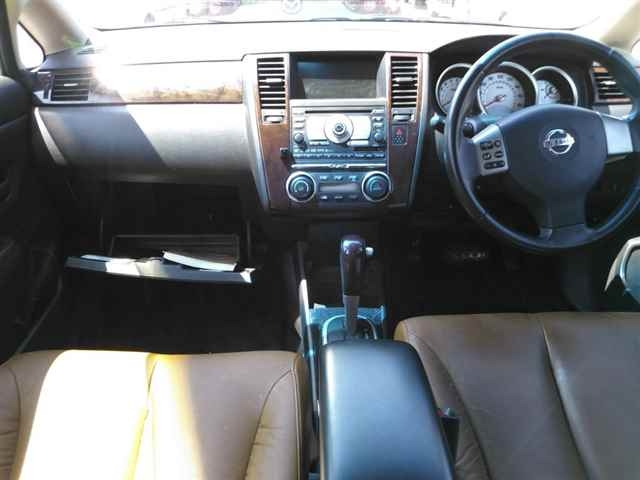 NISSAN TIIDA 2008