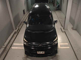 TOYOTA VOXY 2012
