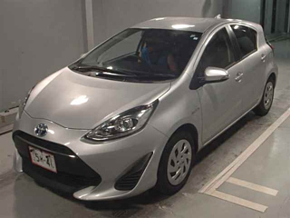 TOYOTA AQUA 2018