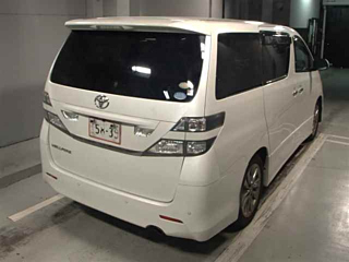 TOYOTA VELLFIRE 2010