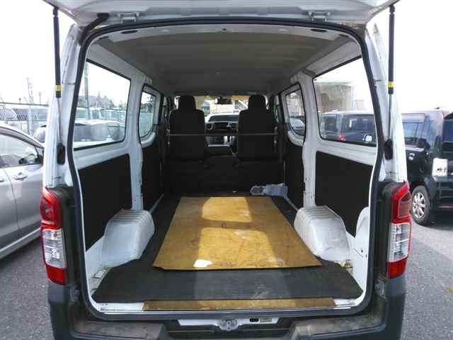NISSAN CARAVAN VAN 2020