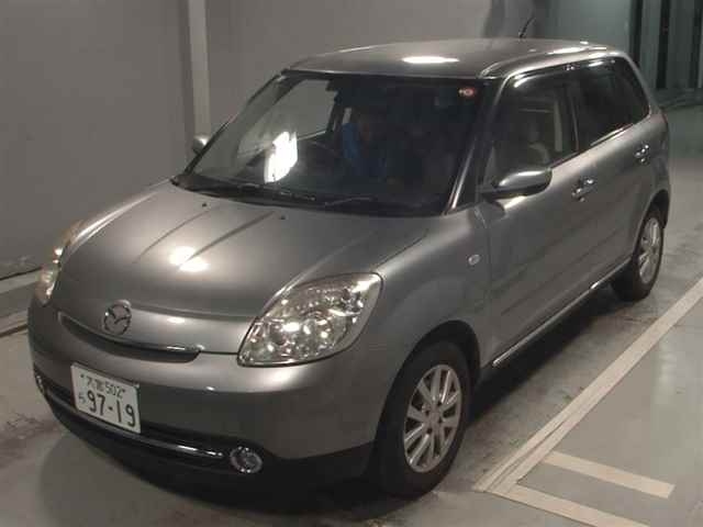 MAZDA VERISA 2010