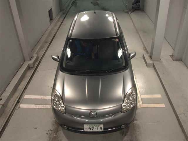 MAZDA VERISA 2010