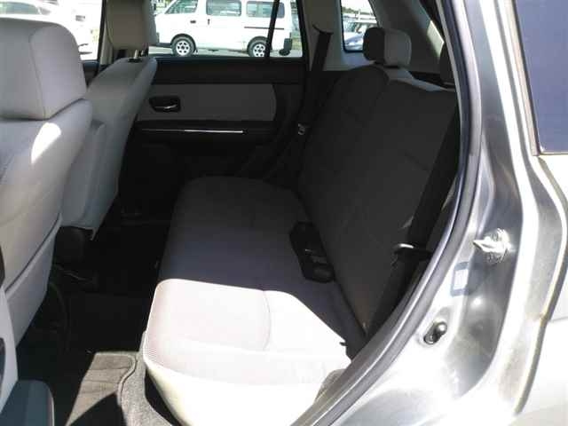 MAZDA VERISA 2010