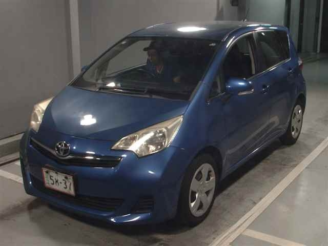 TOYOTA RACTIS 2012