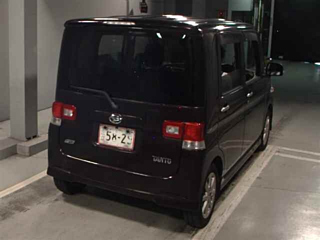 DAIHATSU TANTO 2012