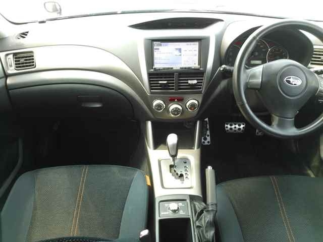 SUBARU FORESTER 2010