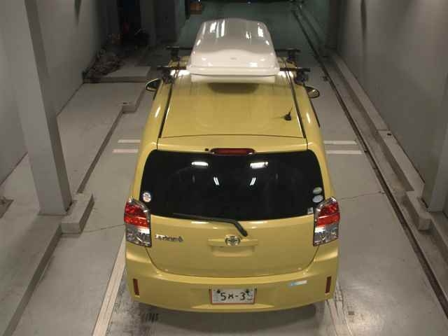 TOYOTA SPADE 2014