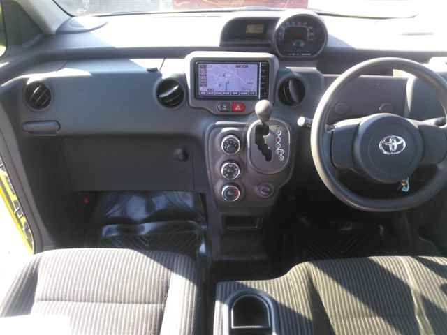 TOYOTA SPADE 2014