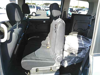 NISSAN SERENA 2013