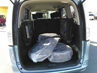 NISSAN SERENA 2013