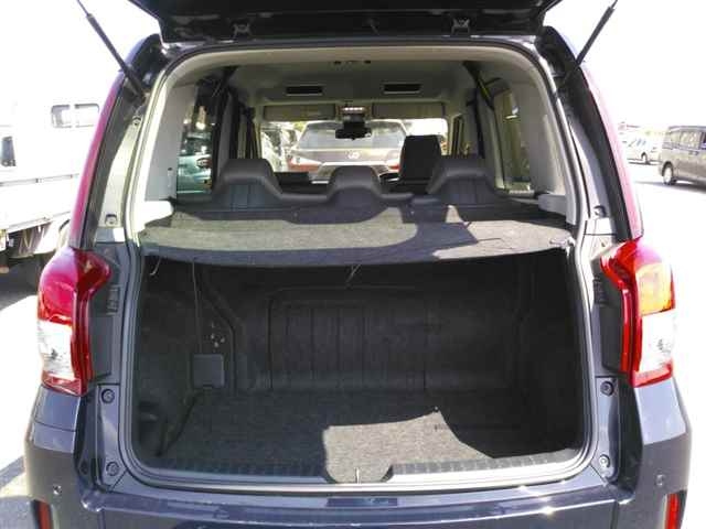TOYOTA JPN TAXI 2017