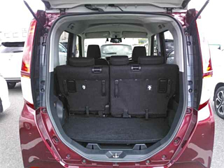 TOYOTA ROOMY 2021