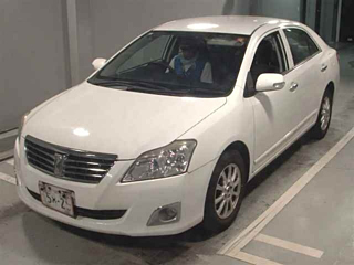TOYOTA PREMIO 2011