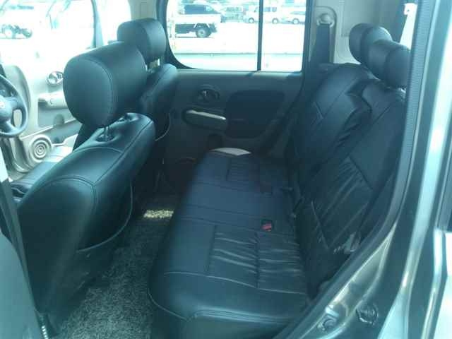 NISSAN CUBE 2010