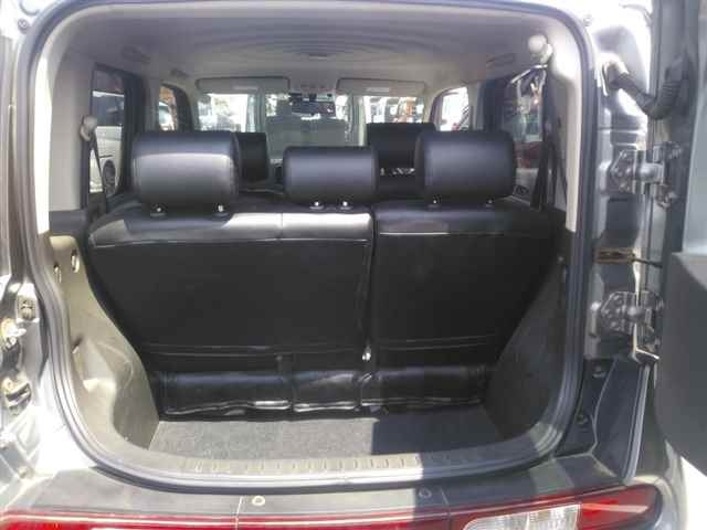 NISSAN CUBE 2010