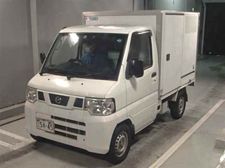 NISSAN CLIPPER TRUCK 2013