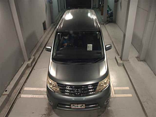 NISSAN SERENA 2009