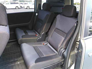 NISSAN SERENA 2009