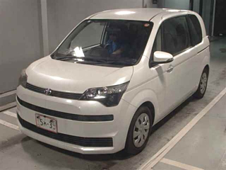 TOYOTA SPADE 2015