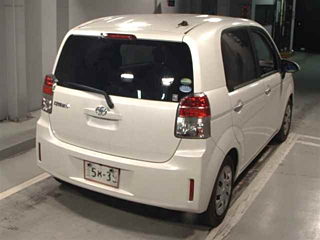 TOYOTA SPADE 2015
