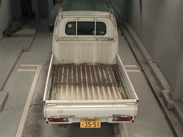 NISSAN CLIPPER TRUCK 2013