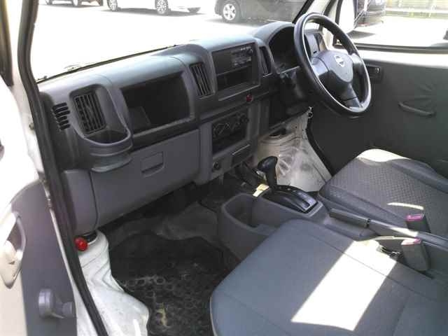 NISSAN CLIPPER TRUCK 2013