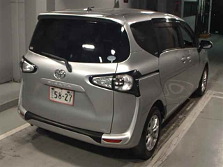 TOYOTA SIENTA 2017