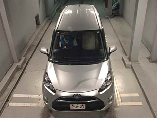 TOYOTA SIENTA 2017