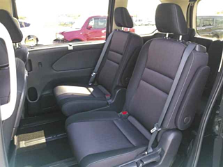 NISSAN SERENA 2019
